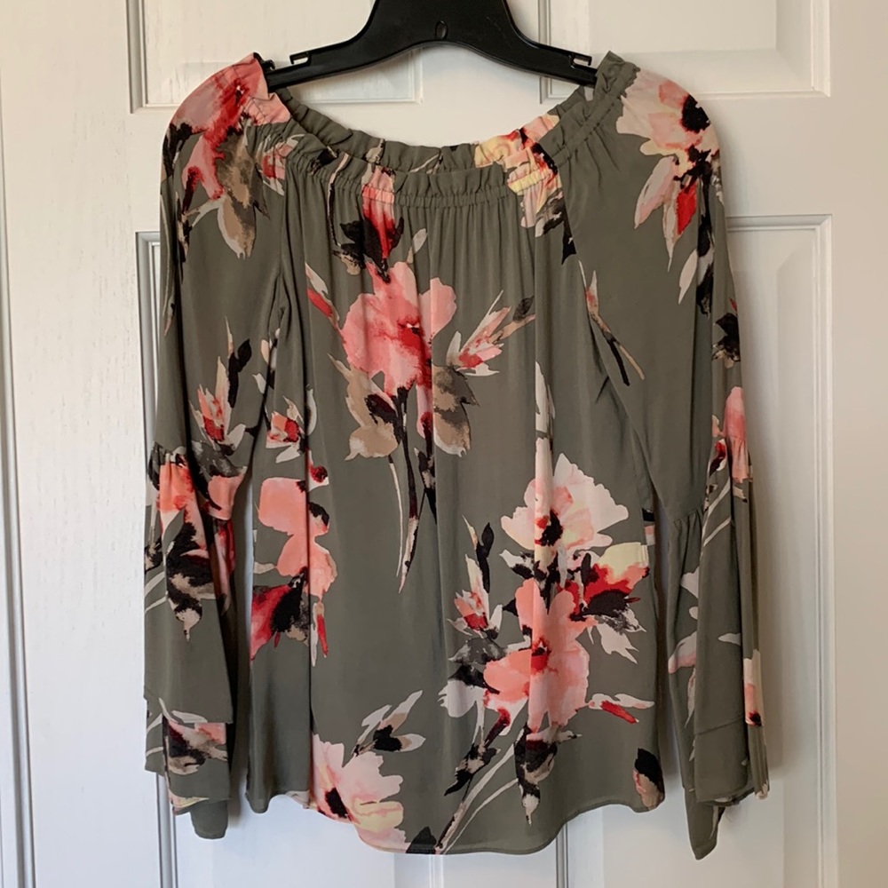 WHBM Floral Off Shoulder Bell Sleeve Top